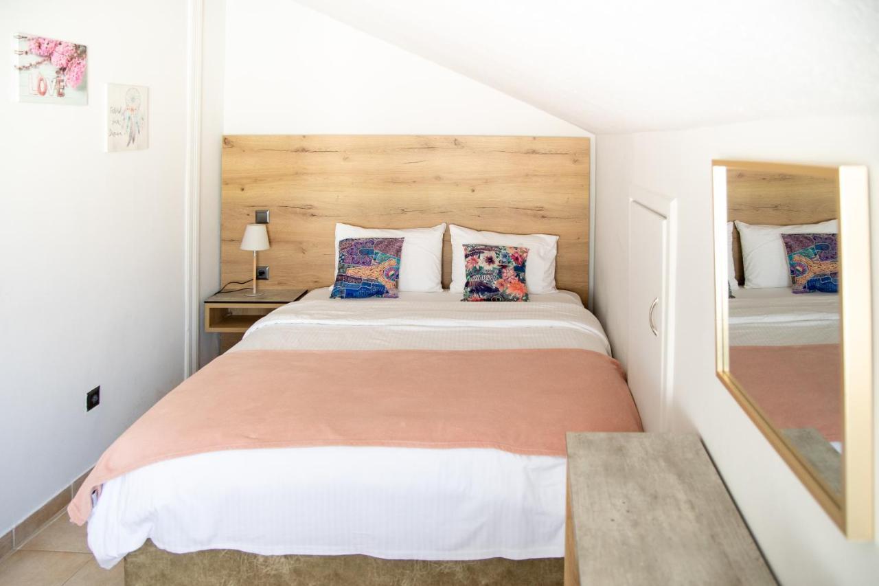 Seven Heaven Premium Suites 테살로니키 외부 사진